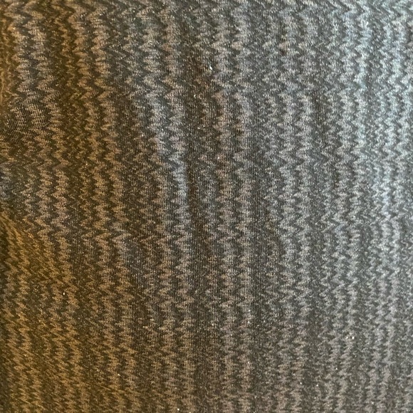 Lululemon tank - Picture 4 of 4